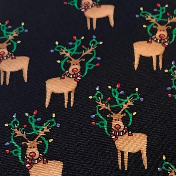Alynn (Creative American Design) "Merry X-Moose" 100% Silk Tie - Picture 1 of 5
